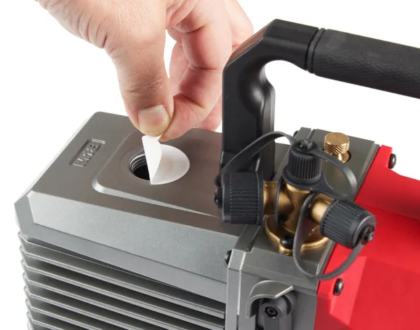 Насос вакуумний акумуляторний MILWAUKEE, M18 FVP5-0 з Адаптером купити в Україні