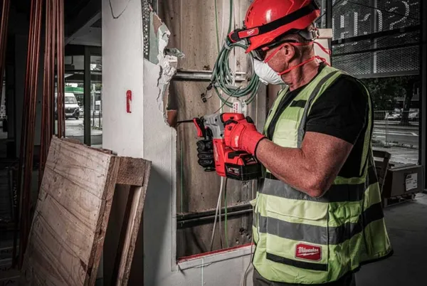 Перфоратор аккумуляторный Milwaukee M18 BLH-0 SDS-plus 18В 2.3Дж 3 режима 2.4кг без АКБ и ЗП цена в Украине