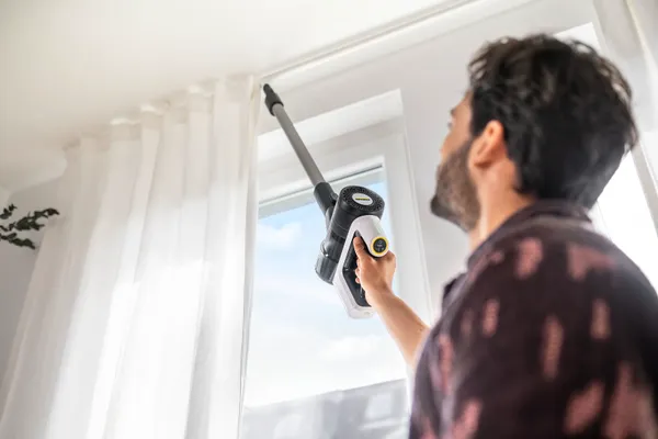 Купить Аккумуляторный пылесос VCS 3 Nano Complete со скидкой