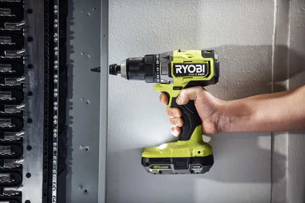 Шурупокрут-дриль Ryobi ONE+ HP RDD18X-220S (АКБ+ЗП) з доставкою