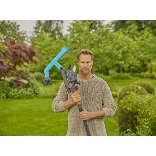 Высоторез телескопический для зеленых веток GARDENA StarCut Pro L 32 мм в наличии