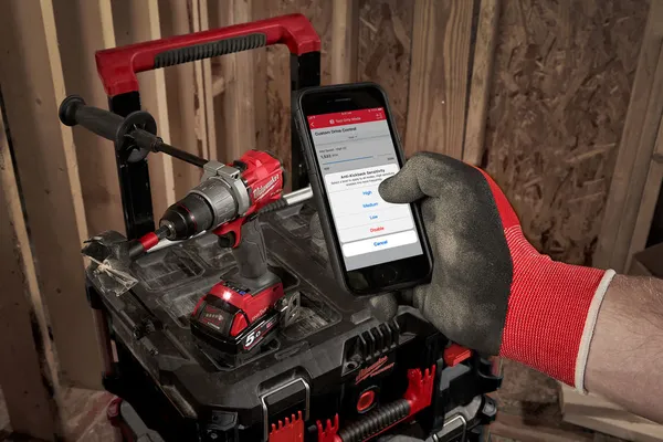 Замовити Дриль-шурупокрут з ударом акумуляторний M18 ONEPD2-0X 135Нм (HD кейс) MILWAUKEE з доставкою