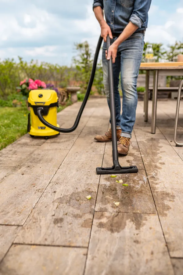 Хозяйственный аккумуляторный пылесос Karcher WD 3-18 (без АКБ и ЗП) купить онлайн