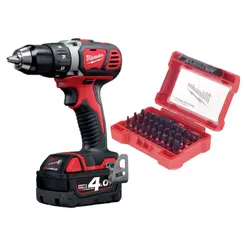 Дриль-шуруповерт акумуляторний MILWAUKEE M18 BDD-402CA (зарядний пристрій М12-18 С , 2 акумулятори В4 4Аг, кейс, набор біт 32шт) фото
