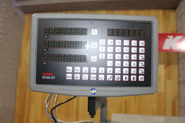 Заказать Токарный станок Holzmann ED 1500INDIG-80 с доставкой