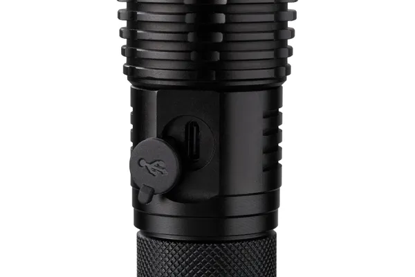 Фонарь ручной аккумуляторный 2E FLBL1822P50 USB-C 2200мА·ч 1000лм 10Вт 5 режимов освещения IP44 0.25кг заказать