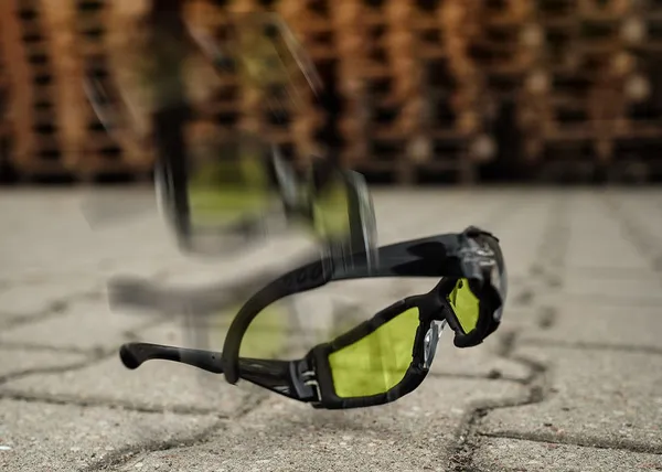 Купить Окуляри захисні Neo Tools протиосколкові, клас захисту FT, гумові дужки, полікарбонат, жовтий со скидкой