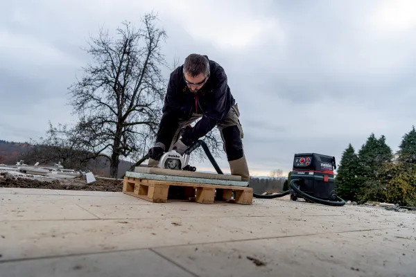 Шлифмашина угловая аккумуляторная Metabo WVB 18 LTX BL 15-125 QUICK, 125мм, 18В, 2500-10000об/мин, М14, 2кг, без АКБ и ЗУ цена в Украине