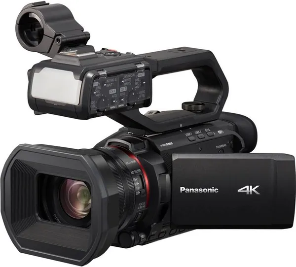 Цифр. видеокамера 4K Flash Panasonic HC-X2000