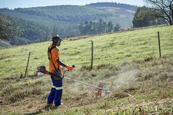 Тример Husqvarna 541RS ручний / Мотокоса для косовиці трави Хускварна / Бензокоса потужна купити в Україні