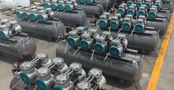 Безмасляний поршневий компресор Mast MOF1680/4x1500-160L ціна в Україні