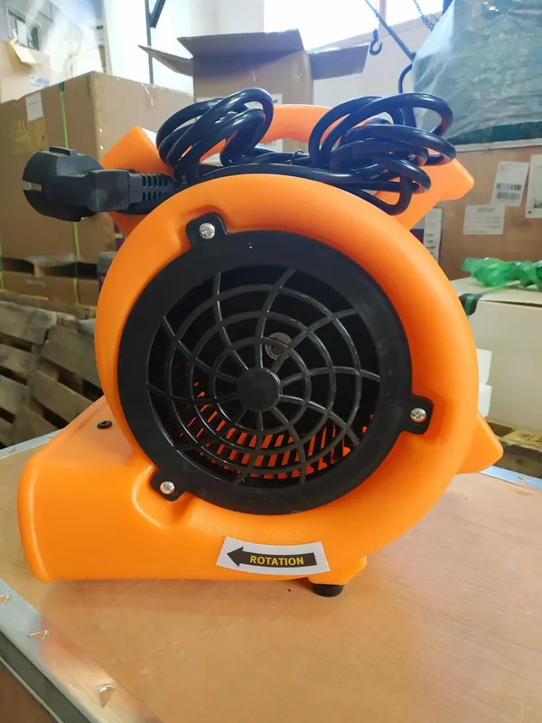 Радиальный (центробежный) вентилятор Unicraft RV 145 P фото №4