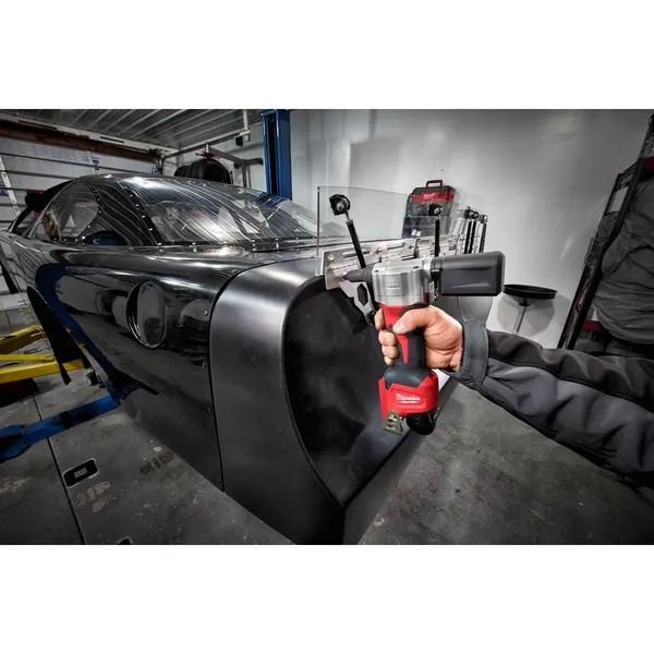 Заказать Заклепочник акумуляторний MILWAUKEE M12 BPRT-0, закл. 2,4-4,8мм (+4 накінеч.) с доставкой