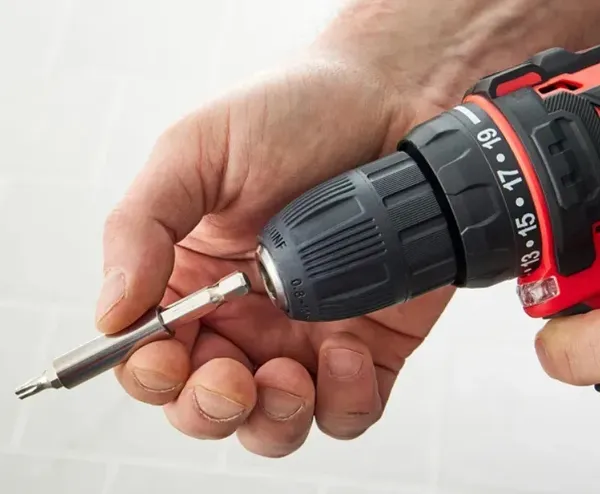 Аккумуляторный шуруповерт HECHT 1242 купить онлайн