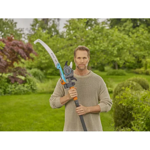 Купить Высоторез телескопический GARDENA StarCut Pro L Set 32 ​​мм + пила StarCut со скидкой