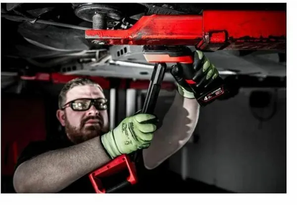 Акумуляторний підрамний ліхтар M12 UCL-0 купити в Україні