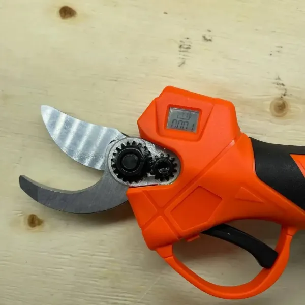 Секатор акумуляторний з цифровим дисплеєм Mirson MS0143 в кейсі (24 В, 2 А·год) ціна в Україні