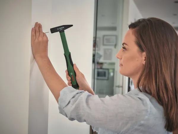 Купить Молоток слесарный Bosch 300г 30см рукоять скловолокно