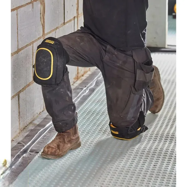 Купить Наколенники защитные Stanley FatMax, для ровного пола, нескользящие, черный