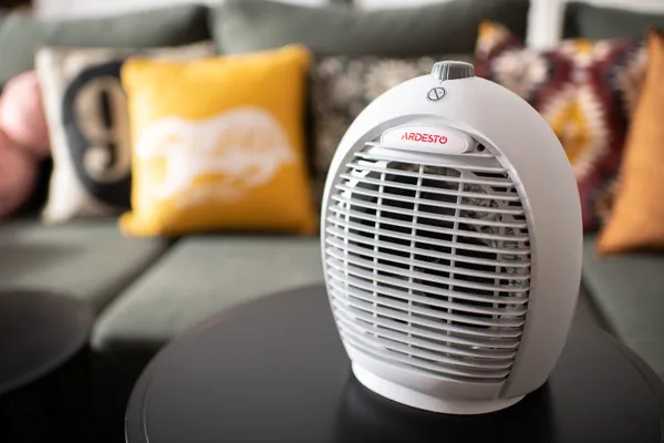 Заказать Тепловентилятор ARDESTO, 20м2, 2000Вт, мех. упр-ние, спиральный нагрев. элемент, бежевый с доставкой