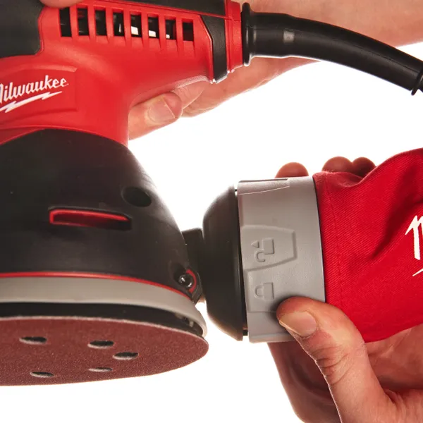 Шліфмашина ексцентрикова MILWAUKEE, ROS 125 E, 300Вт, 125мм (+шліфпапір, пилозбірник, кабель, сумка для інструментів) отзывы