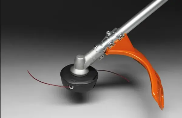 Купить Бензиновая коса Husqvarna 135R / Мотокоса портативная / Ручная косилка для травы / Триммер садовый