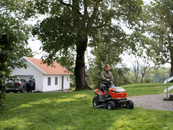 Заказать Трактор Husqvarna TS 100i с доставкой
