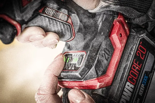 Гайковерт ударный SKIL 3285 CA XP 20В 1х2.5А·час до 2850об·мин 700Нм 2.25кг купить в Украине