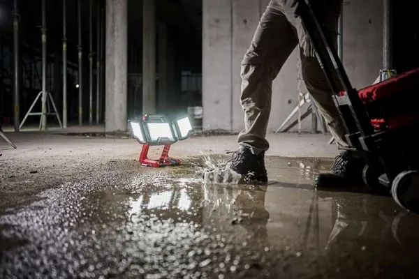 Ліхтар акумуляторний Einhell Professional TP-CL 18/3000 Li - Solo PXC 18В 60 LED 200-300лм 5700К 1.75кг без АКБ та ЗП з доставкою