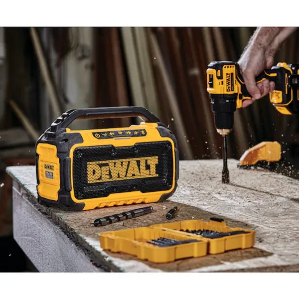 Аккумуляторная портативная колонка DeWALT DCR010 12V/20V MAX (без АКБ и ЗУ) купить онлайн