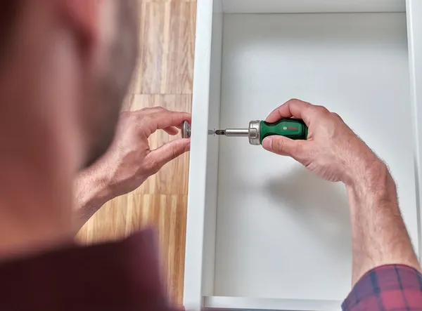 Отвертка с храповиком Bosch 6 насадок купить в Украине