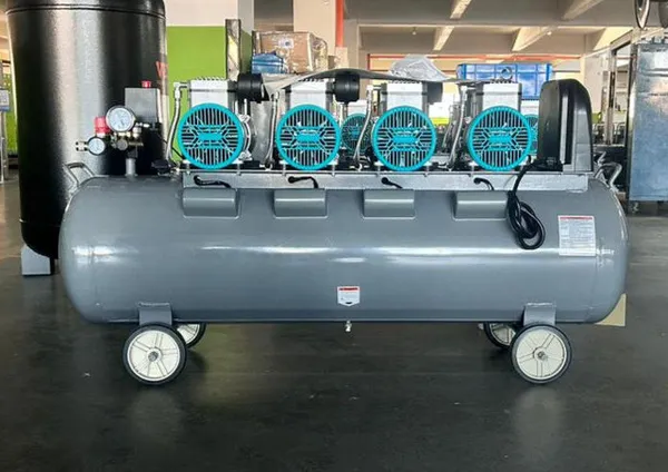 Безмасляний поршневий компресор Mast MOF1680/4x1500-160L відгуки