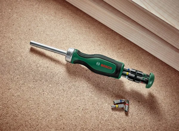 Отвертка Bosch 12 насадок, Tx, PZ, PH, SL, HEX купить онлайн