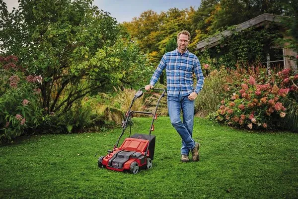 Аэратор-скарификатор электрический Einhell GE-SA 1435/1 1400Вт 35см ножи 16шт 10.18кг в наличии