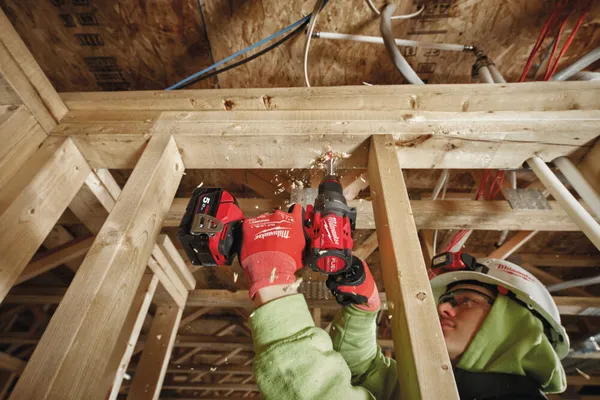 Дриль-шуруповерт акумуляторна безщіткова MILWAUKEE M18 FDD3-0X (158 м) (каркас+HDкейс) + M18 B5 подарунок відгуки