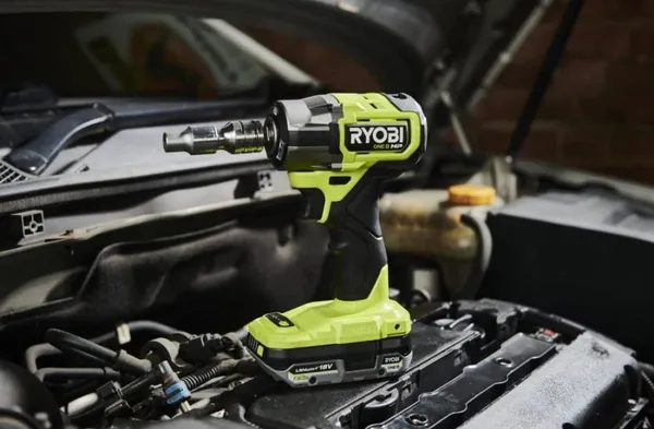 Гайковерт ударний акумуляторний Ryobi ONE+ HP RIW18C-0 18В 450Нм 2800об/хв 1/2" 4 швидкості 1.2кг без АКБ та ЗП ціна в Україні