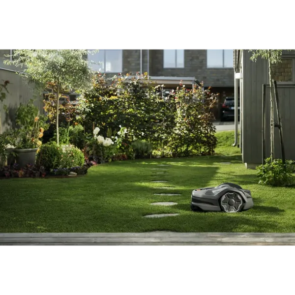 Газонокосилка-робот Husqvarna AM 305E NERA с системой Husqvarna EPOS™ отзывы