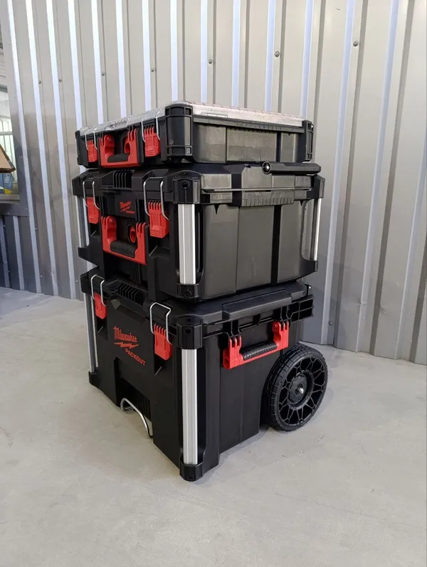 Купить Візок на коліщатах з ящиками для інструментів (транспортувальний комплект) MILWAUKEE PACKOUT 4932499041
