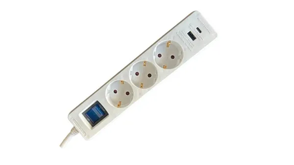 Удлинитель сетевой 2E 3м, 3xТипF, 16A, 1xUSB-A,1xUSB-C, фильтр, белый
