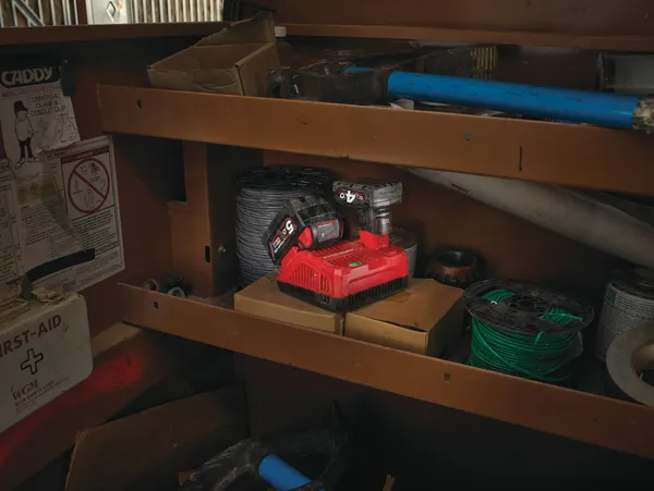 Зарядний пристрій Milwaukee M12-18FC TURBO 12/18В 1.01кг відгуки