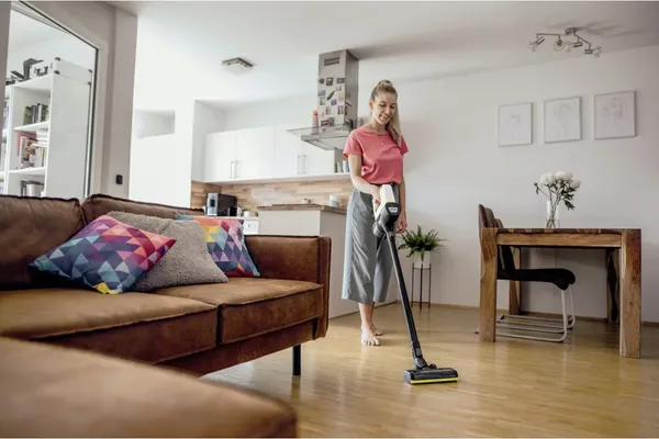 Пылесос беспроводной Karcher VC 4 Cordless myHome Pet заказать