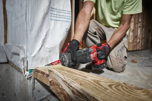 Пила шабельна акумуляторна MILWAUKEE, M18 FSZ-0X (+ полотно, HD кейс)