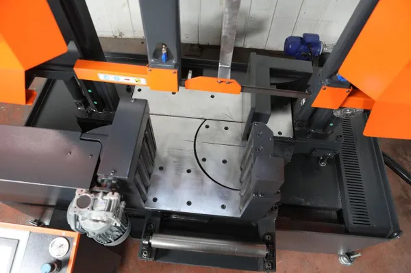 Автоматична двоколонна стрічкова пилка DISPA MAKINA D-O 280 відгуки