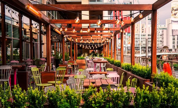 Обогреватель инфракрасный Neo Tools, 2000Вт, 18м кв, 49.5х10.5х11см, IP65 в наличии