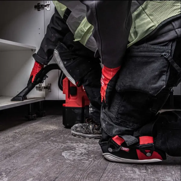 Наколінники Premium MILWAUKEE 4932478139 купить в Украине