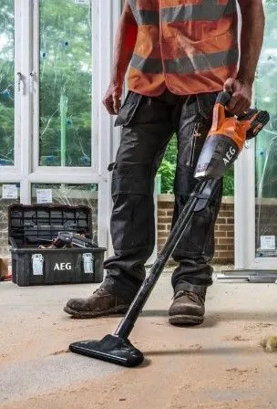 Купить Пылесос ручной акум. BHSS18С-0 AEG, 18В, 0,67л, 1132л/мин, 1,5кг