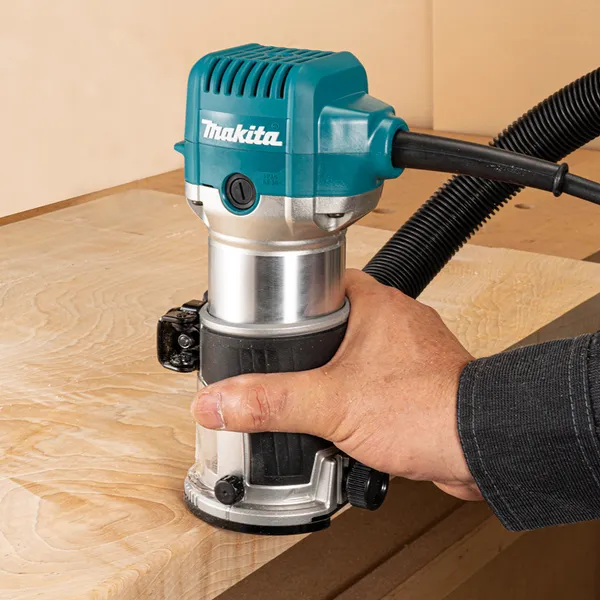 Фрезер Makita RT0702CX2, 710ВТ, цанга 6/8мм, 10000-34000об/мин, 1.8кг заказать