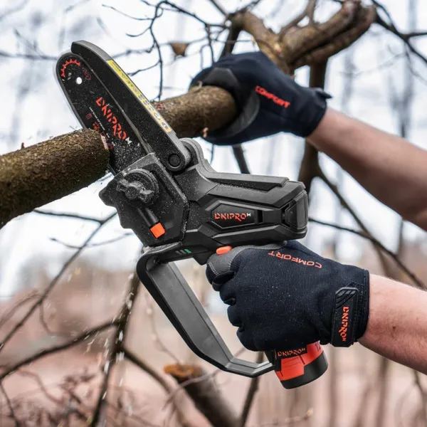 Акумуляторний секатор Dnipro-M PS-12BC + Акумуляторна ланцюгова пила CS-12 + Акумуляторна батарея BP-122 + Зарядний пристрій FC-122