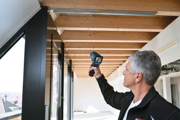 Термодетектор Bosch GIS 1000C -40град. до +1000град., ±.0.2град., IP54, 0.54кг, кейс заказать