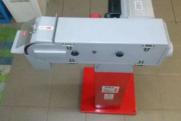 Стрічкова шліфувальна машина по металу Holzmann MSM 100L замовити